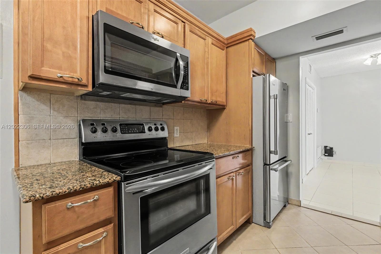 4330 Hillcrest Dr # 506, Hollywood, FL 33021 photo 3