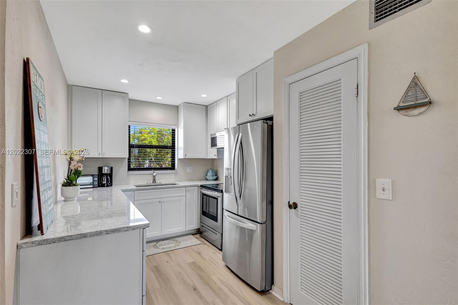 755 Saturn St # G202, Jupiter, FL 33477 photo 2