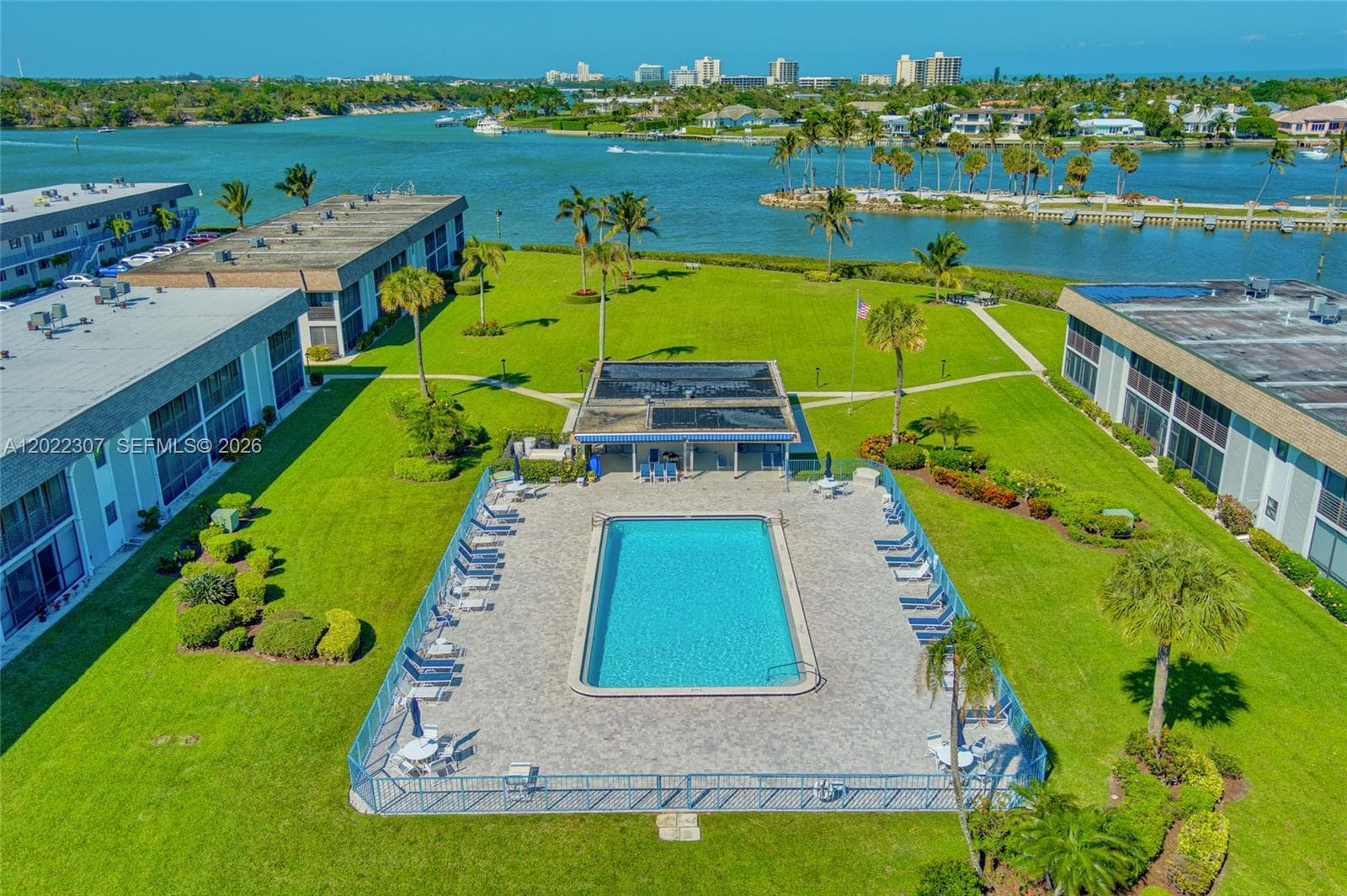 755 Saturn St # G202, Jupiter, FL 33477 photo 4