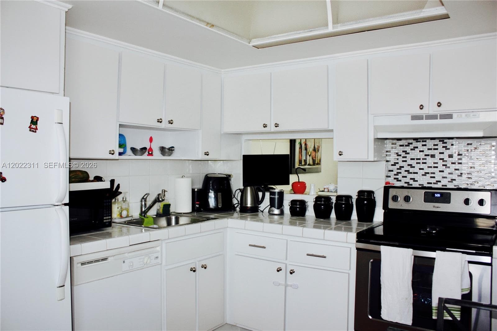 18555 NE 14th Ave # 702A, Miami, FL 33179