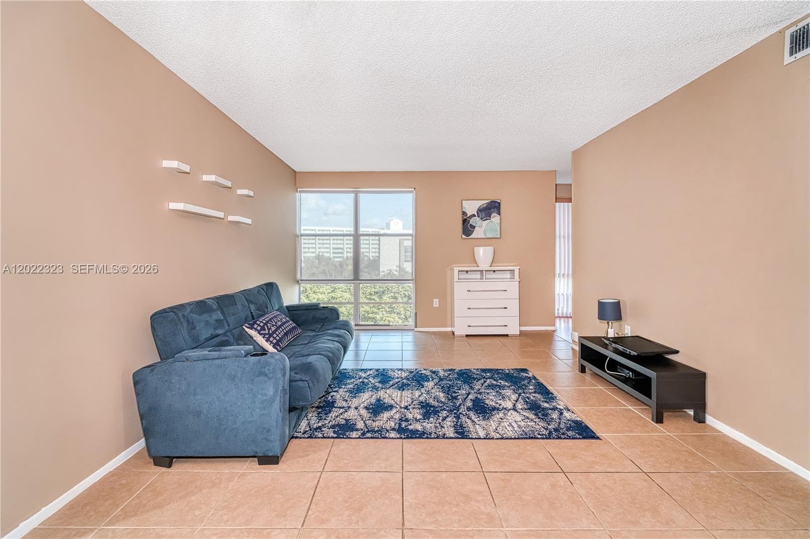 200 177th Dr # 519, Sunny Isles Beach, FL 33160 photo 4