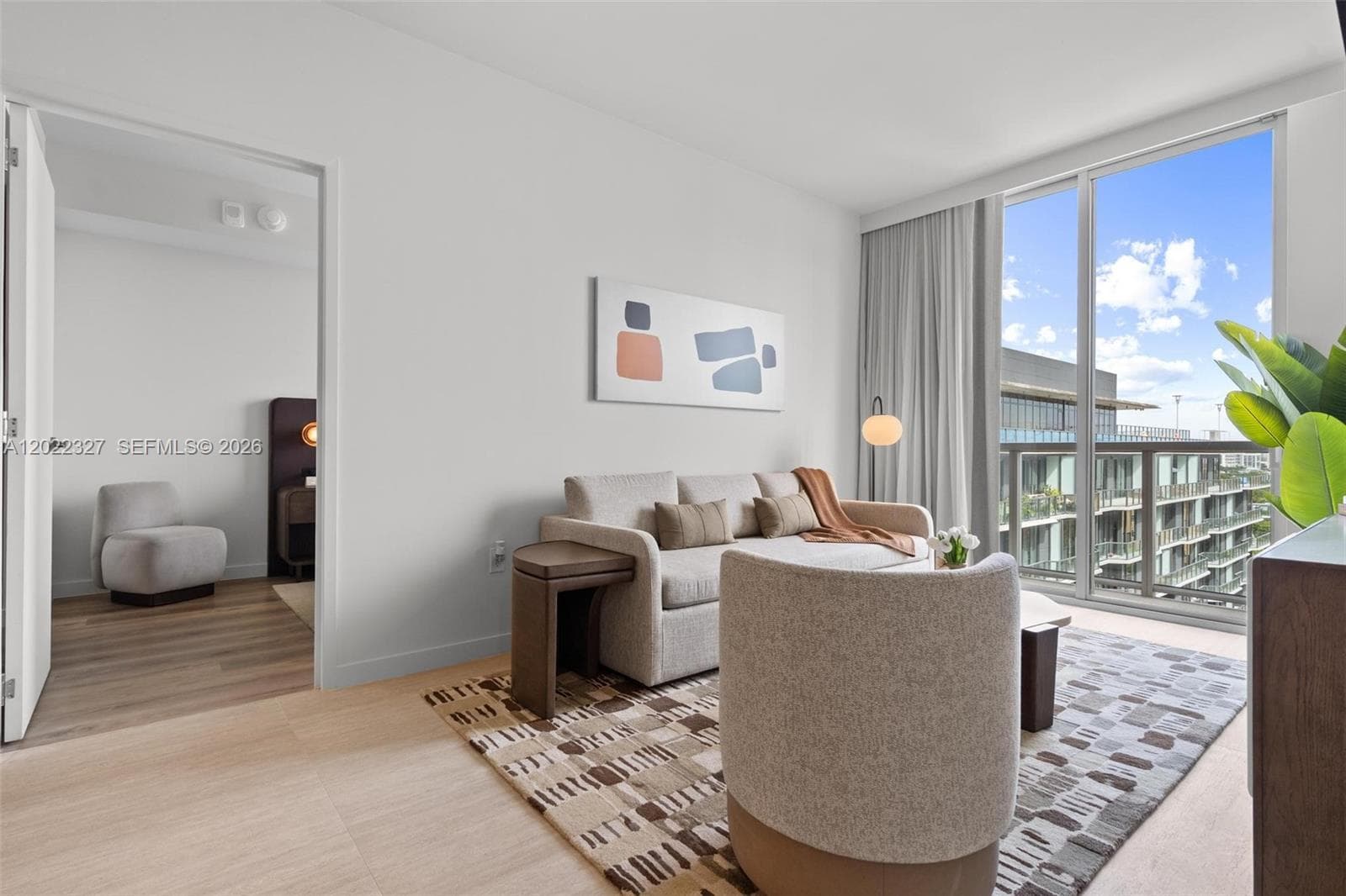 1611 SW 2nd Ave # 817, Miami, FL 33129 photo 3