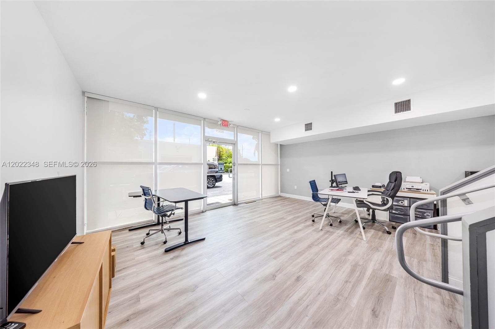 8009 NW 29th St # 8009, Doral, FL 33122 photo 5