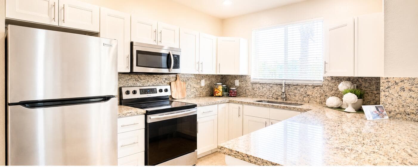 3022 Laurel Ridge Circle, Riviera Beach, FL 33404 photo 4