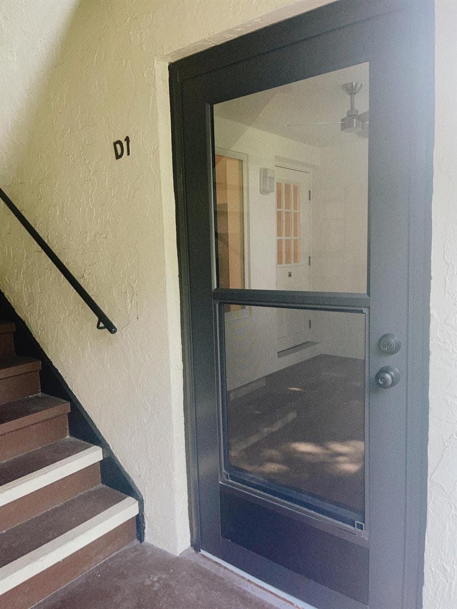 5993 La Pinata Boulevard # D1, FL 33463 photo 2