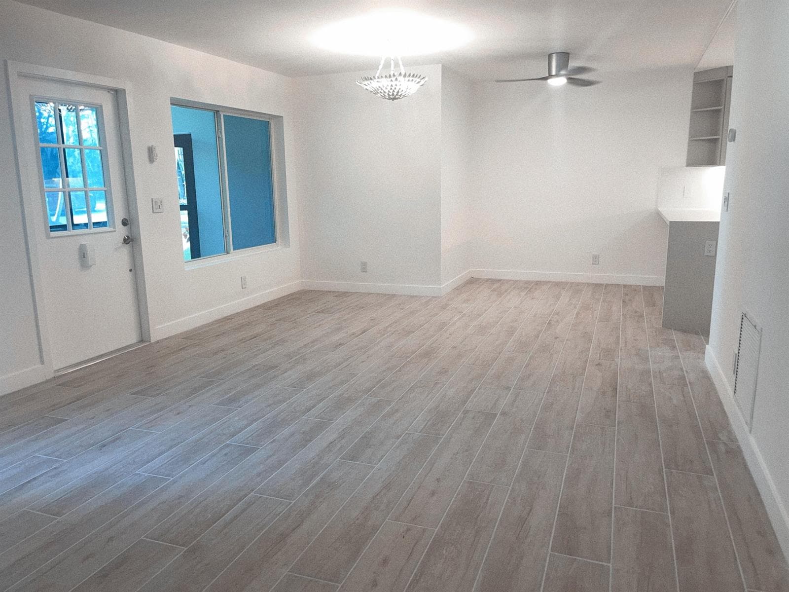 5993 La Pinata Boulevard # D1, FL 33463 photo 5