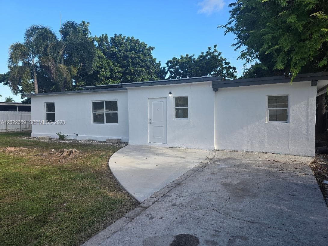 15340 Garfield Dr, Homestead, FL 33033 photo 3