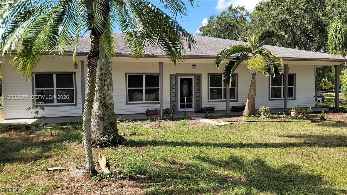 7820 N Rich Road, North Fort Myers, FL 33917