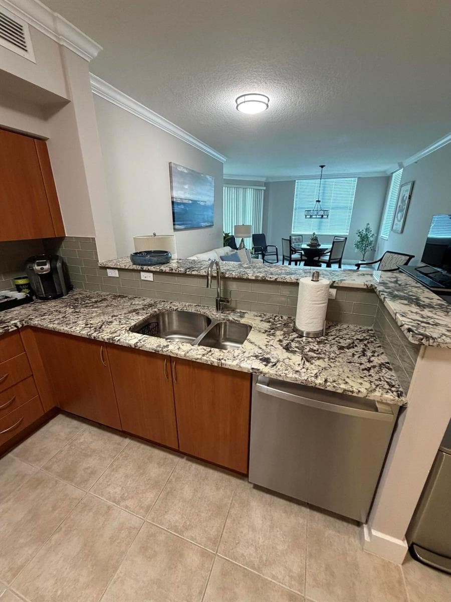 804 E Windward Way # 618, Lantana, FL 33462 photo 4