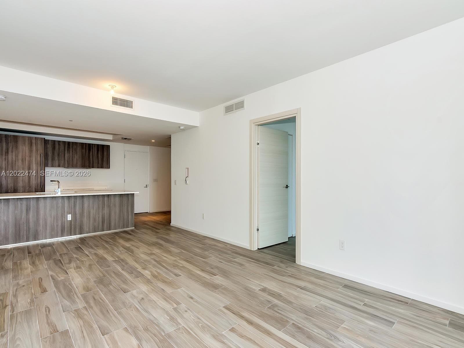 801 S Miami Ave # 2310, Miami, FL 33131 photo 3