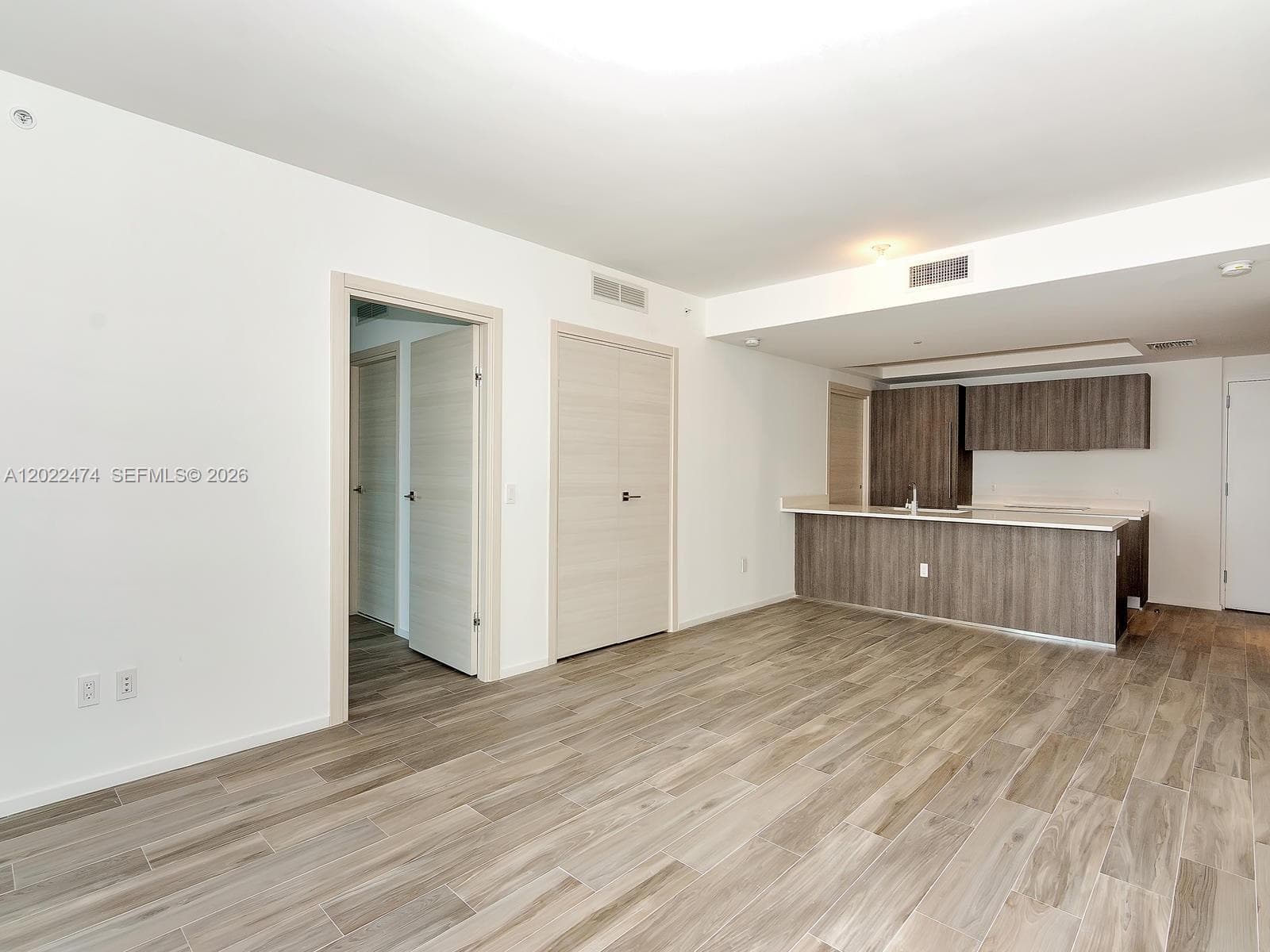 801 S Miami Ave # 2310, Miami, FL 33131 photo 5