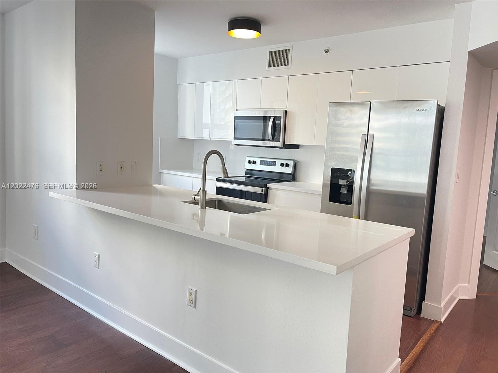 1155 Brickell Bay Dr # 1102, Miami, FL 33131 photo 2