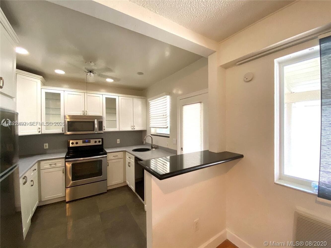 30 Park Dr # 16, Bal Harbour, FL 33154 photo 5