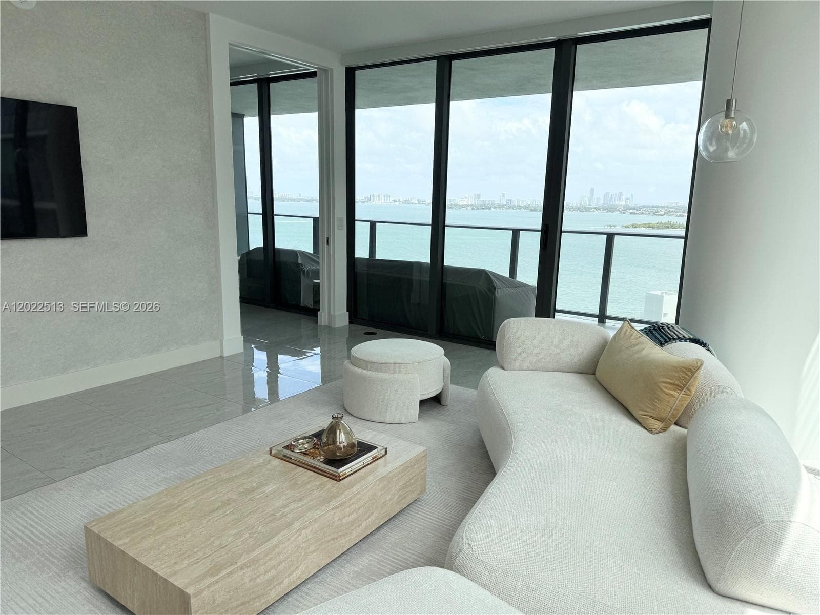 Paraiso Bay photo 3