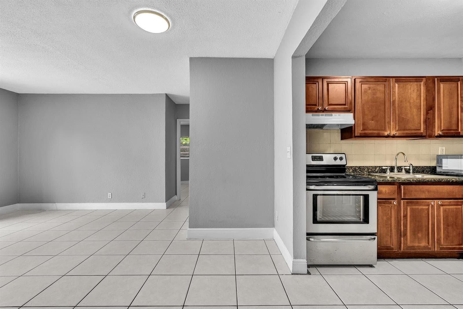 626 SW 14th Avenue # 108, Fort Lauderdale, FL 33312 photo 4