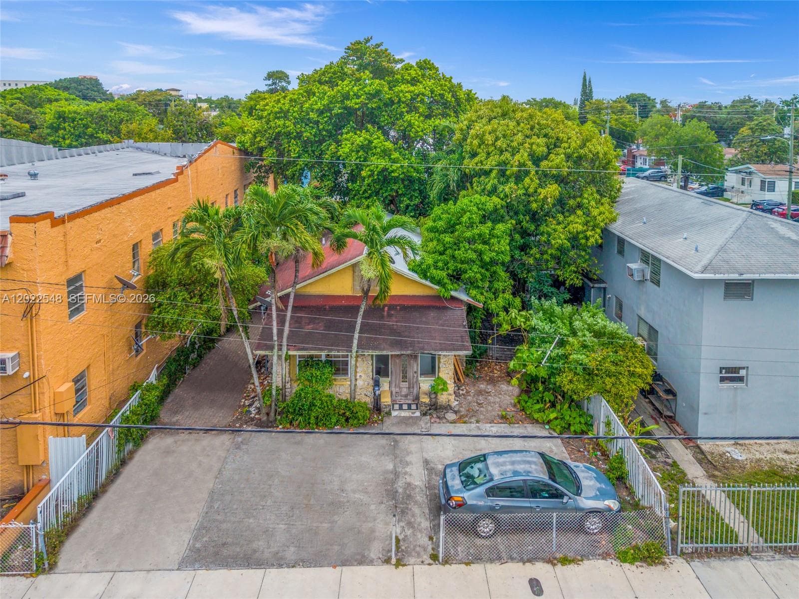 1568 SW 5th St, Miami, FL 33135 photo 2