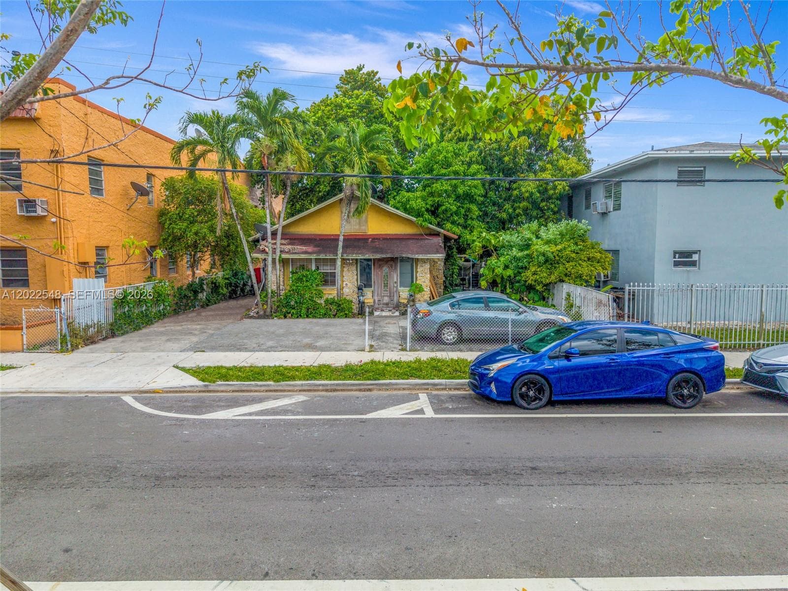 1568 SW 5th St, Miami, FL 33135 photo 4