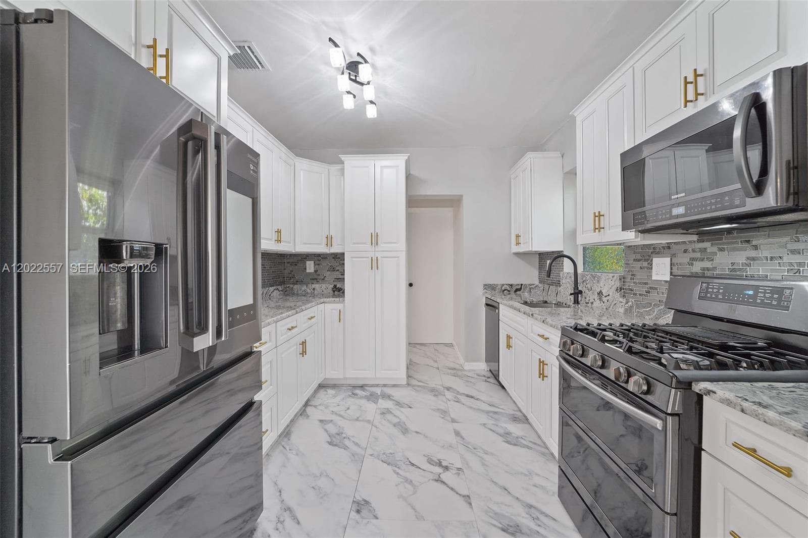 8927 Carlyle Ave, Surfside, FL 33154 photo 5
