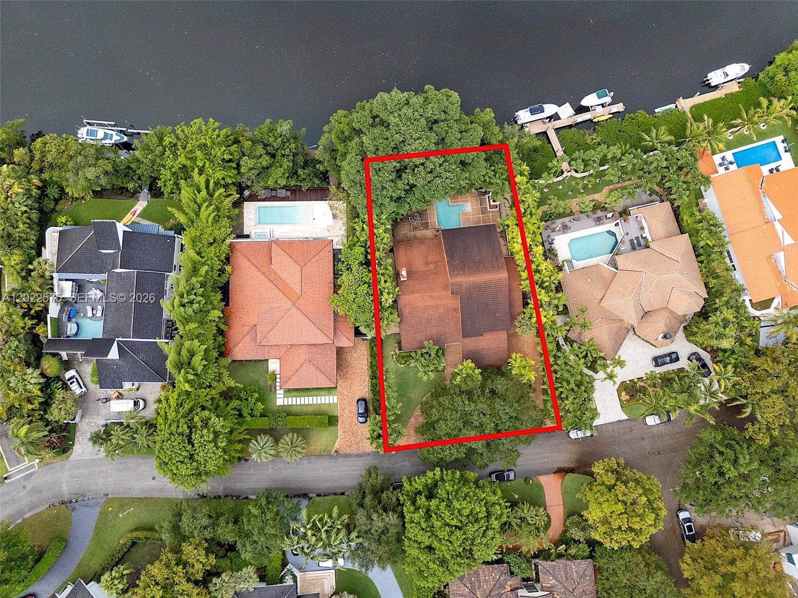 7244 E Lago Dr, Coral Gables, FL 33143 photo 3