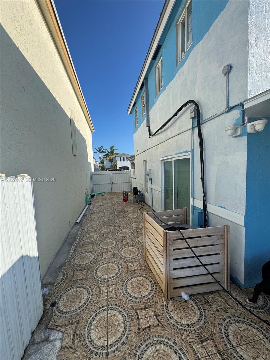 14017 SW 160th Ter, Miami, FL 33177 photo 4