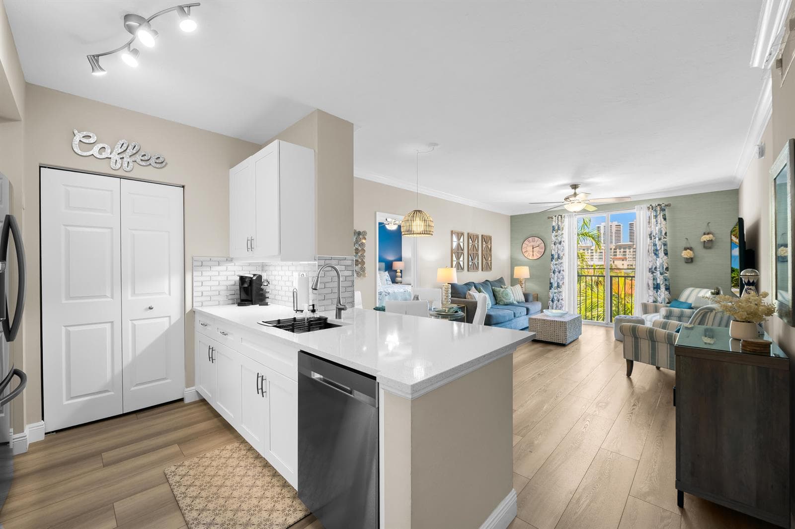 720 S Sapodilla Avenue # 502, West Palm Beach, FL 33401 photo 3
