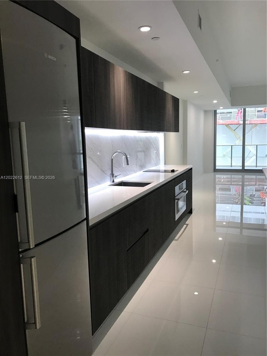 851 NE 1st Ave # 207, Miami, FL 33132 photo 2