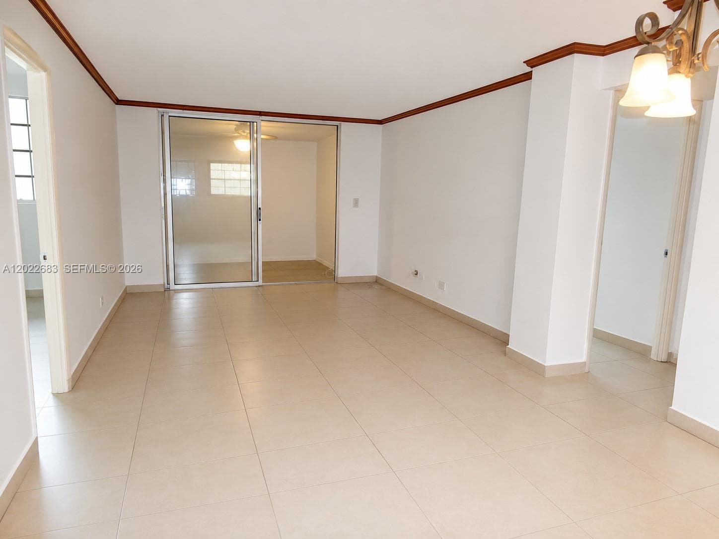 447 NE 195th St # 117, Miami, FL 33179 photo 3