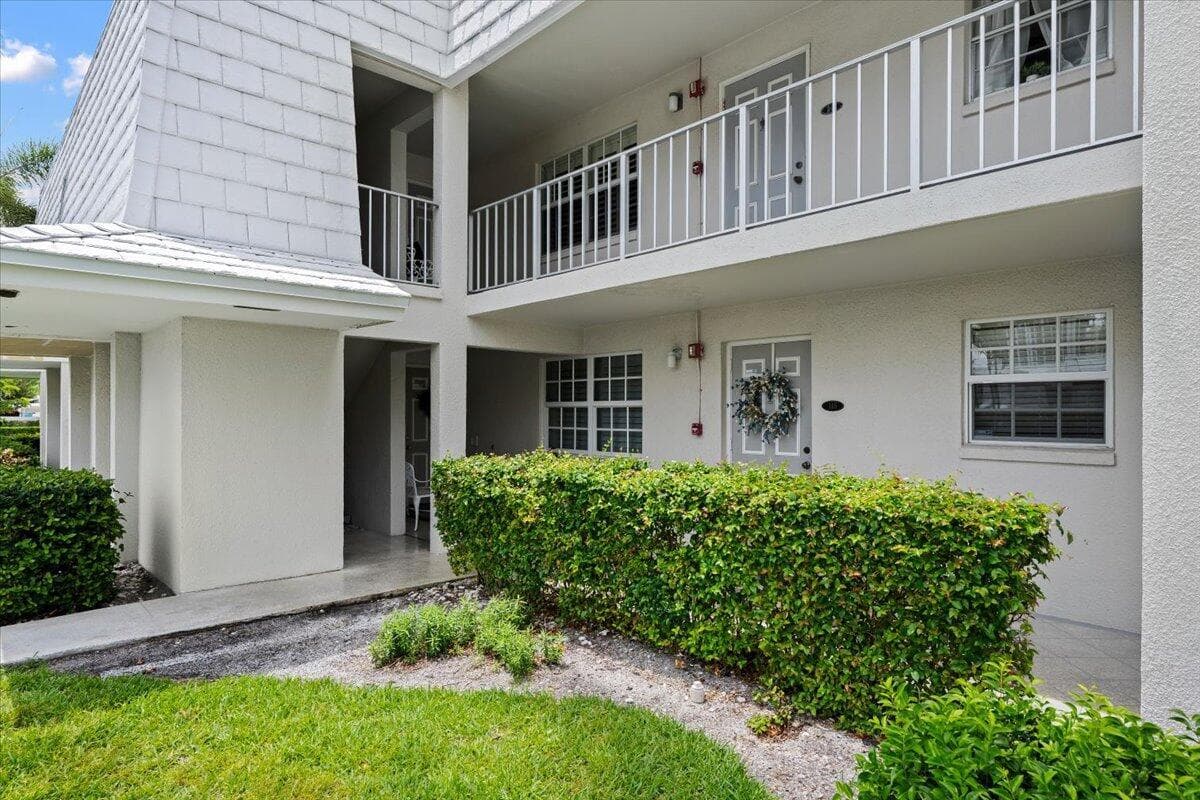 1205 Sandy Lane # 145, Singer Island, FL 33404 photo 4