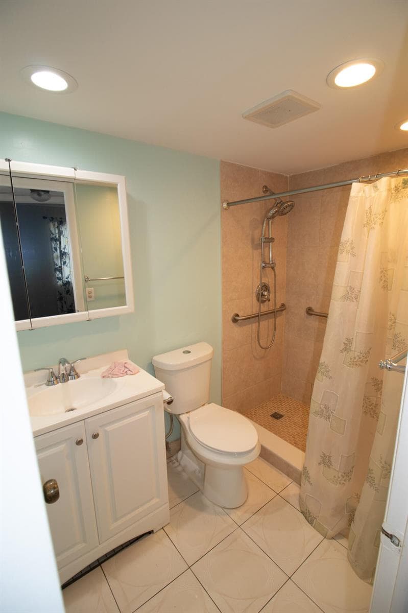 9621 Sunrise Lakes Boulevard # 102, Sunrise, FL 33322 photo 5
