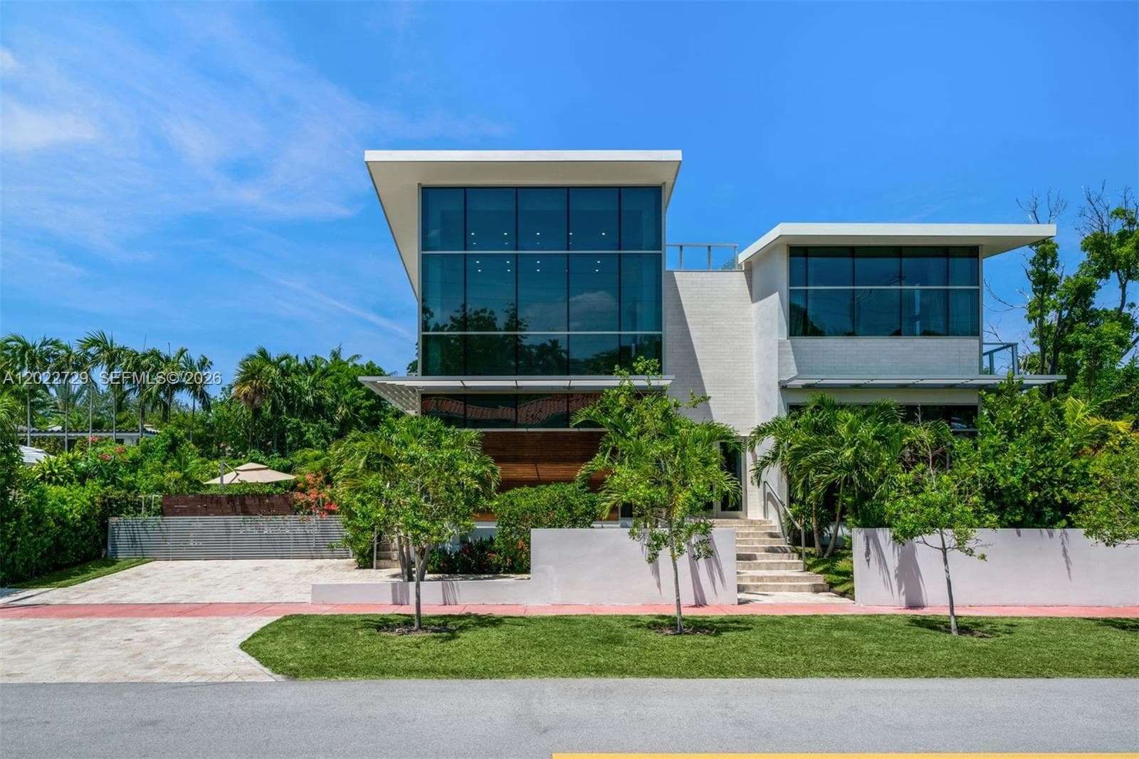 1201 W 47th St, Miami Beach, FL 33140 photo 2