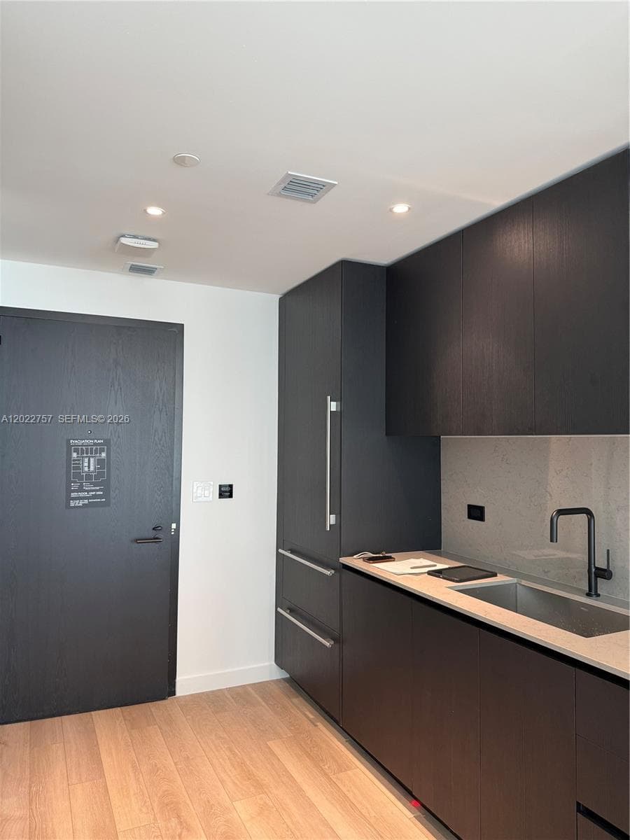 20 NE 11th ST # 3506, Miami, FL 331 photo 3