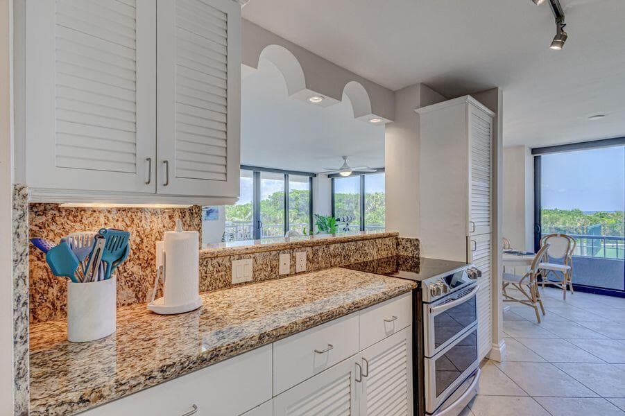 5550 N Ocean Drive # 3c, Riviera Beach, FL 33404 photo 2
