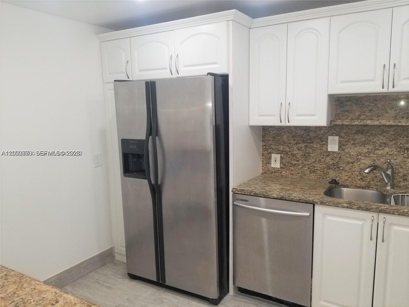 100 Bayview Dr # 208, Sunny Isles Beach, FL 33160 photo 5