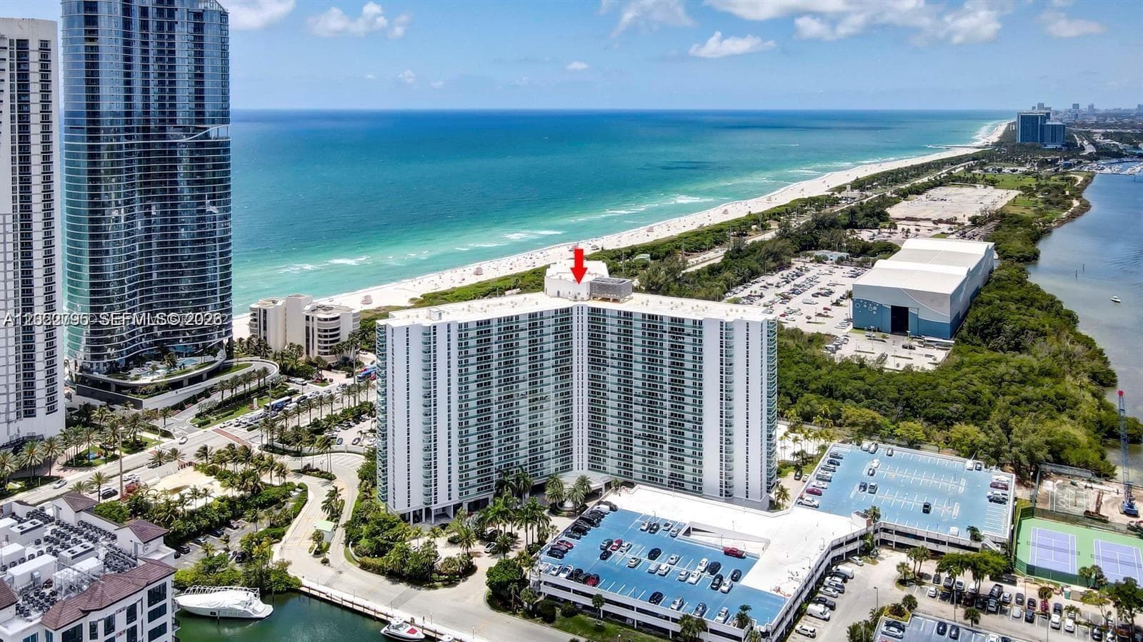 100 Bayview Dr # 208, Sunny Isles Beach, FL 33160 photo 2