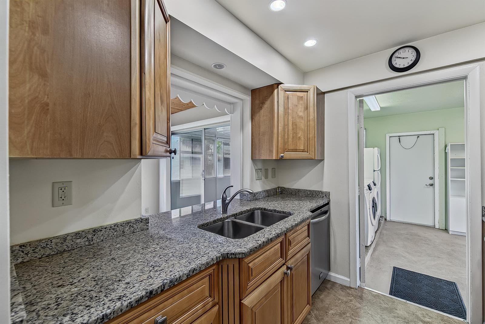 2581 E Golf Boulevard, Pompano Beach, FL 33064 photo 4