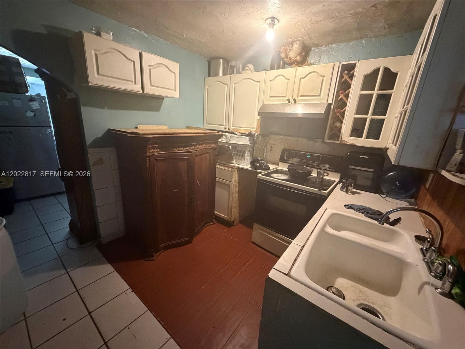 5740 Taylor St, Hollywood, FL 33021 photo 3