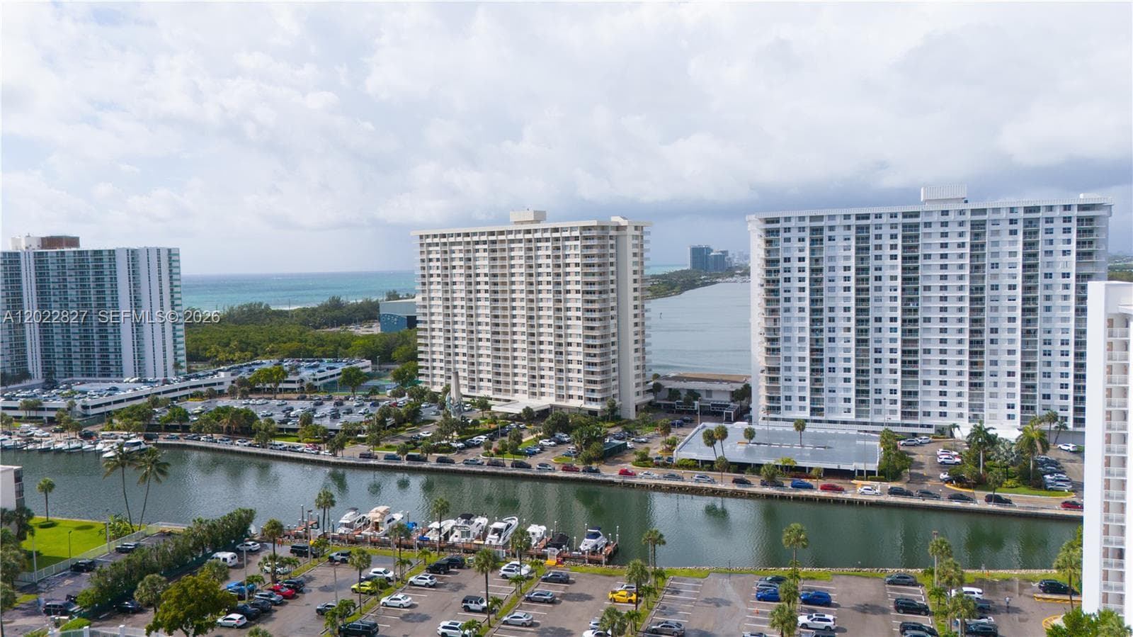 300 Bayview Dr # 1504, Sunny Isles Beach, FL 33160 photo 2