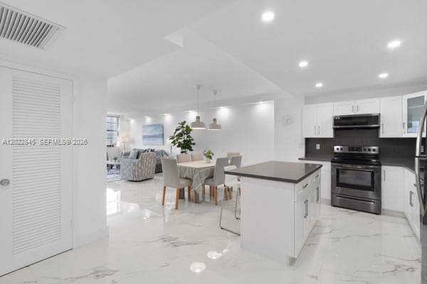 19390 Collins Ave # 817, Sunny Isles Beach, FL 33160 photo 5