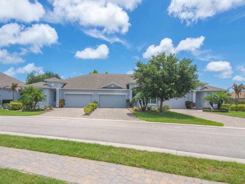 6087 Scott Story Way, Vero Beach, FL 32967 photo 2