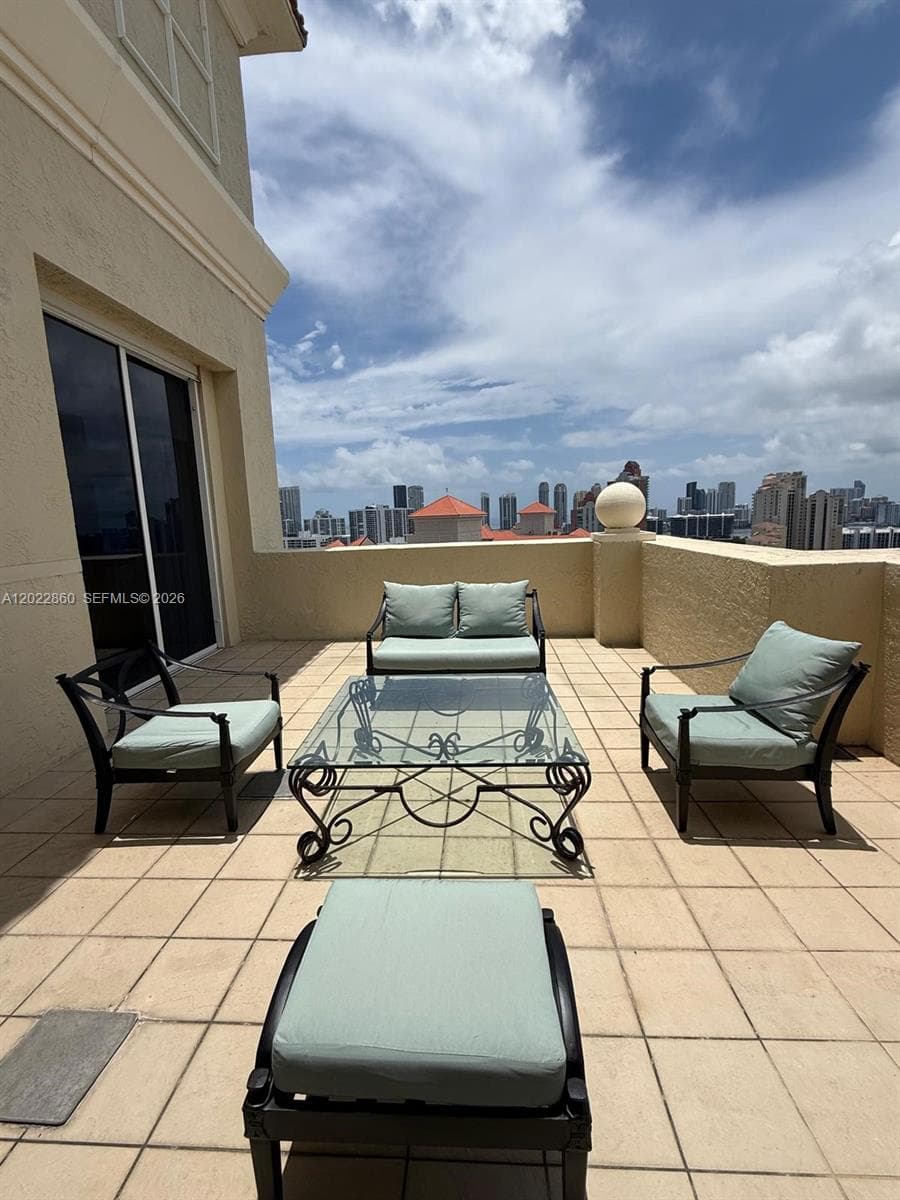 19501 W Country Club Dr # TS-03, Aventura, FL 33180 photo 2