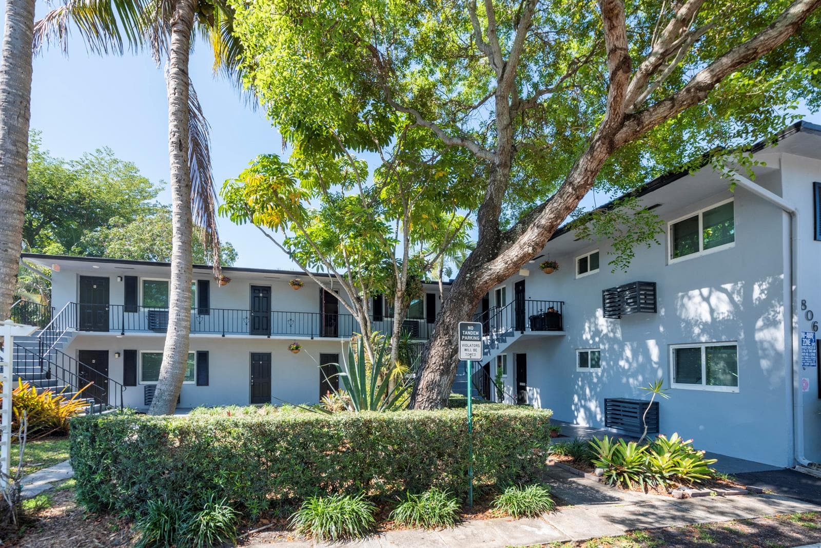 806 NE 16th Place # 1-8, Fort Lauderdale, FL 33305