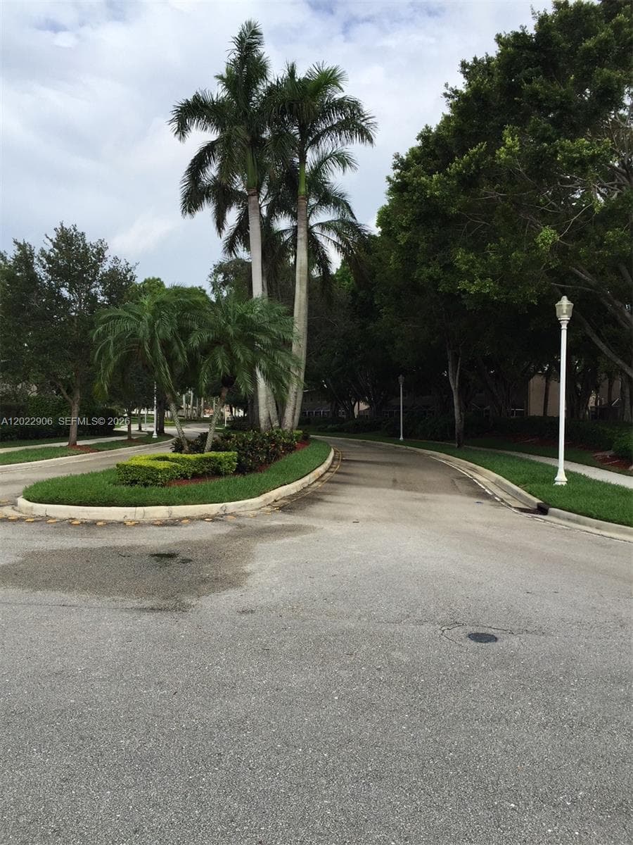 1804 Salerno Cir # 1804, Weston, FL 33327 photo 2