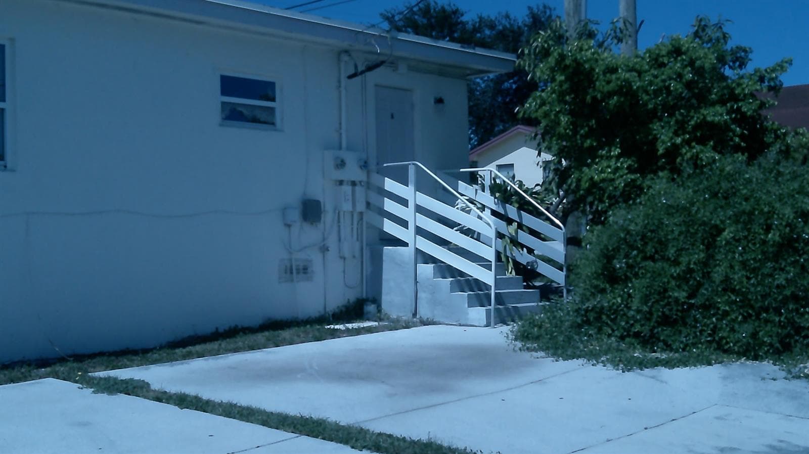 900 W 9th Street, Riviera Beach, FL 33404 photo 4