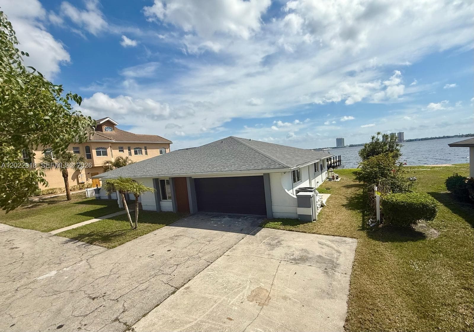 111 E NORTH SHORE AVE, Other City - In The State Of Florida, FL 33917 photo 2