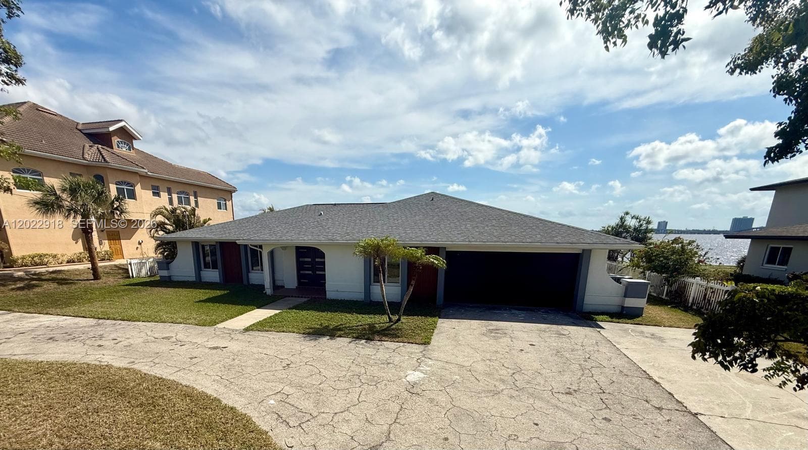 111 E NORTH SHORE AVE, Other City - In The State Of Florida, FL 33917 photo 5