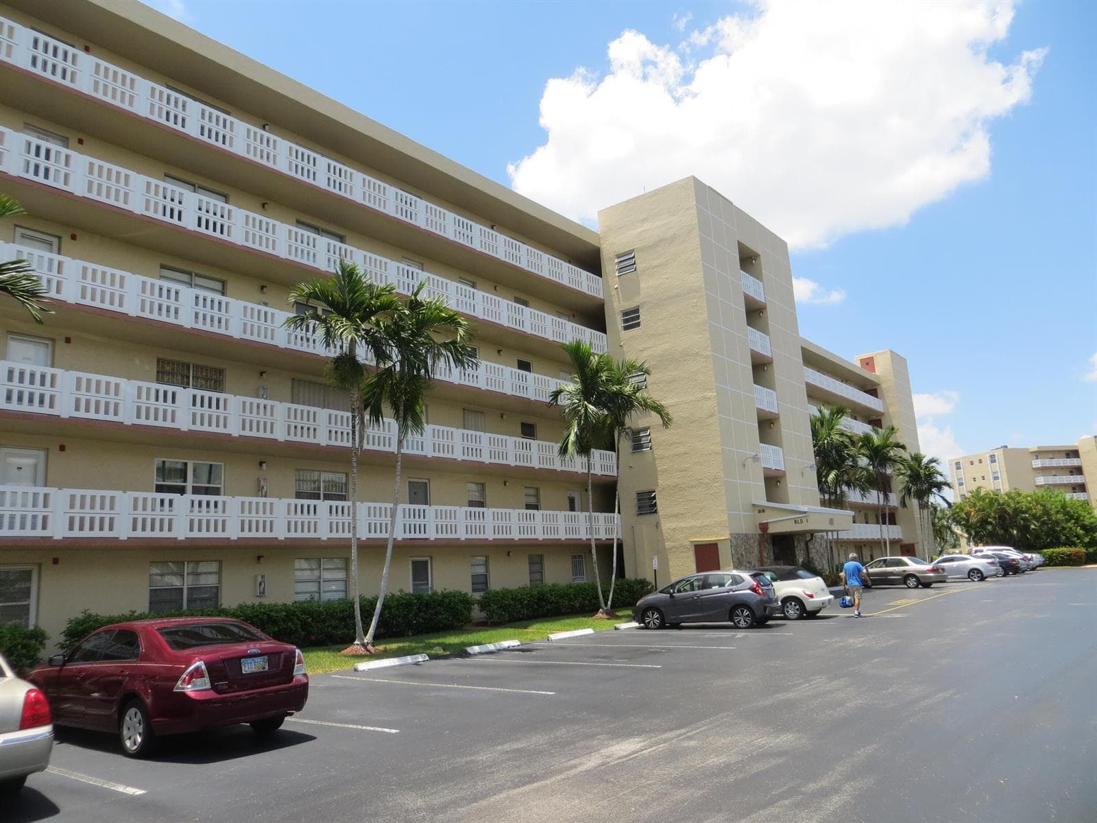 401 SE 3rd Street # 204, Dania Beach, FL 33004 photo 2