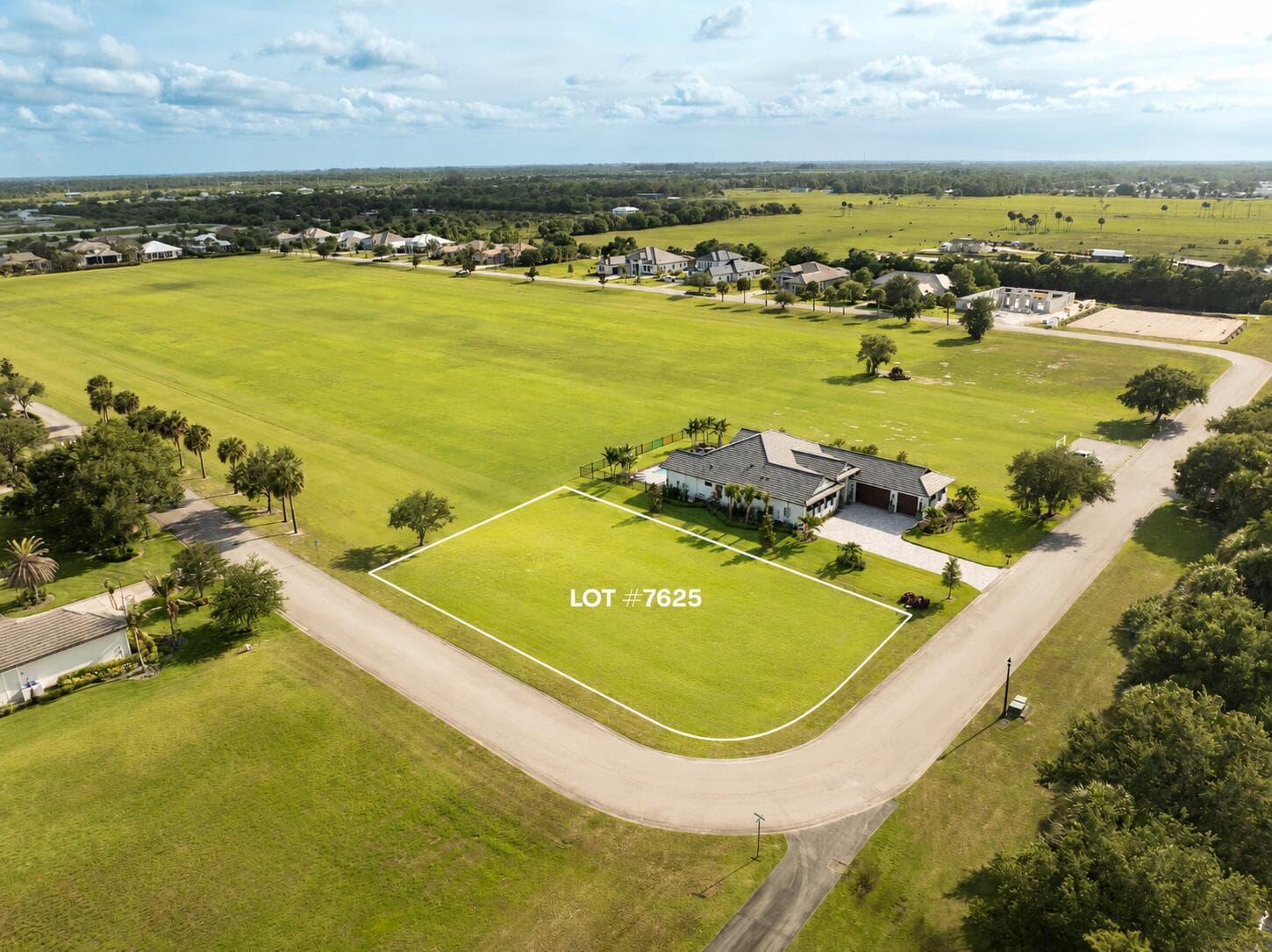 7625 N Polo Grounds Lane, Vero Beach, FL 32966 photo 2