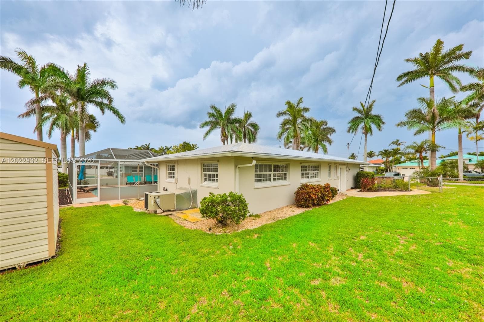 450 bayshore dr, Cape Coral, FL 33904 photo 3