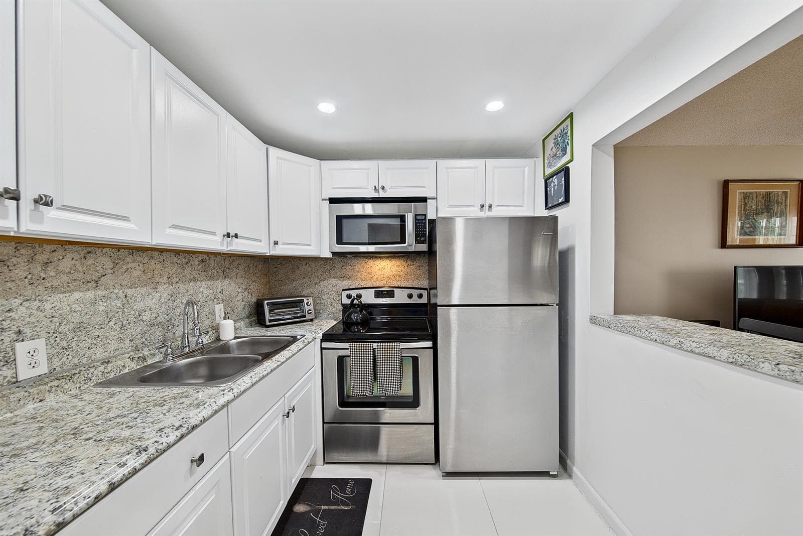 96 Fanshaw C, Boca Raton, FL 33434 photo 2