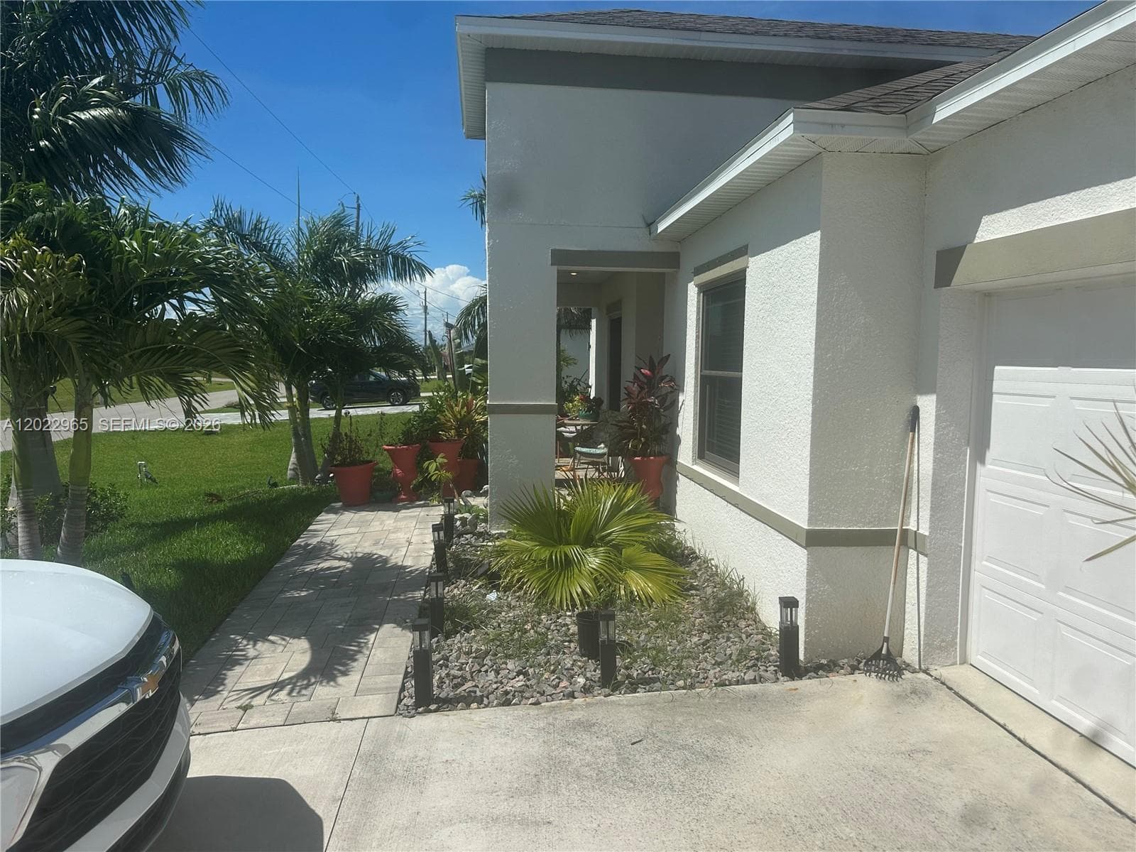 225 SW 31ST PL, Cape Coral, FL 33991 photo 3